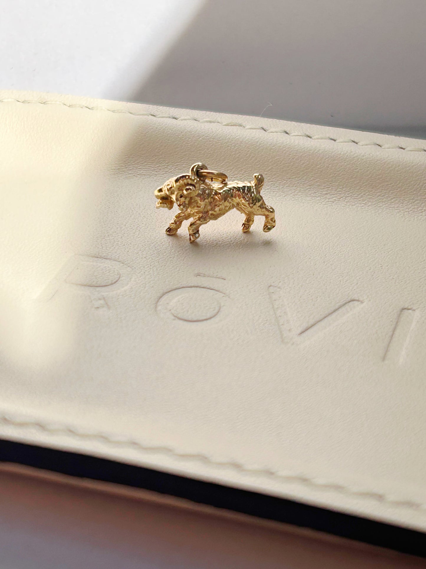 Vintage Solid 3D 14k Aries Ram Charm