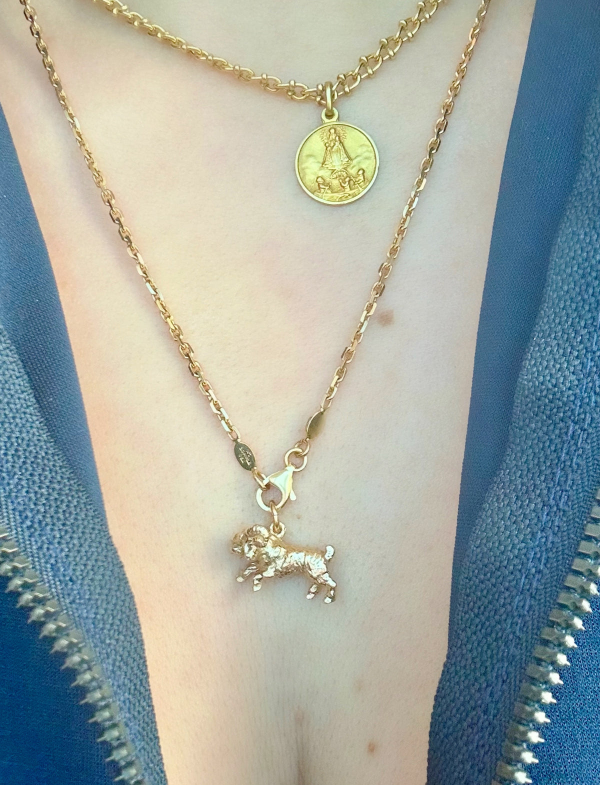 Vintage Solid 3D 14k Aries Ram Charm