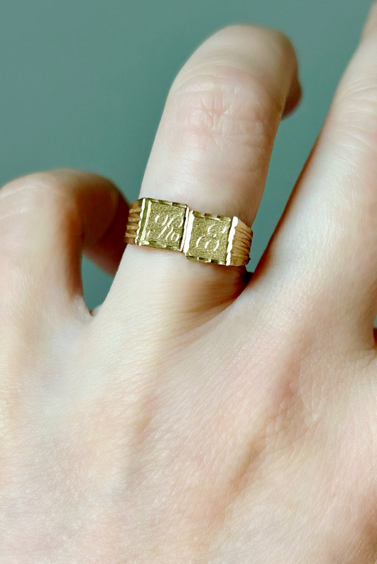 Vintage 14k RE Signet - Sz 5