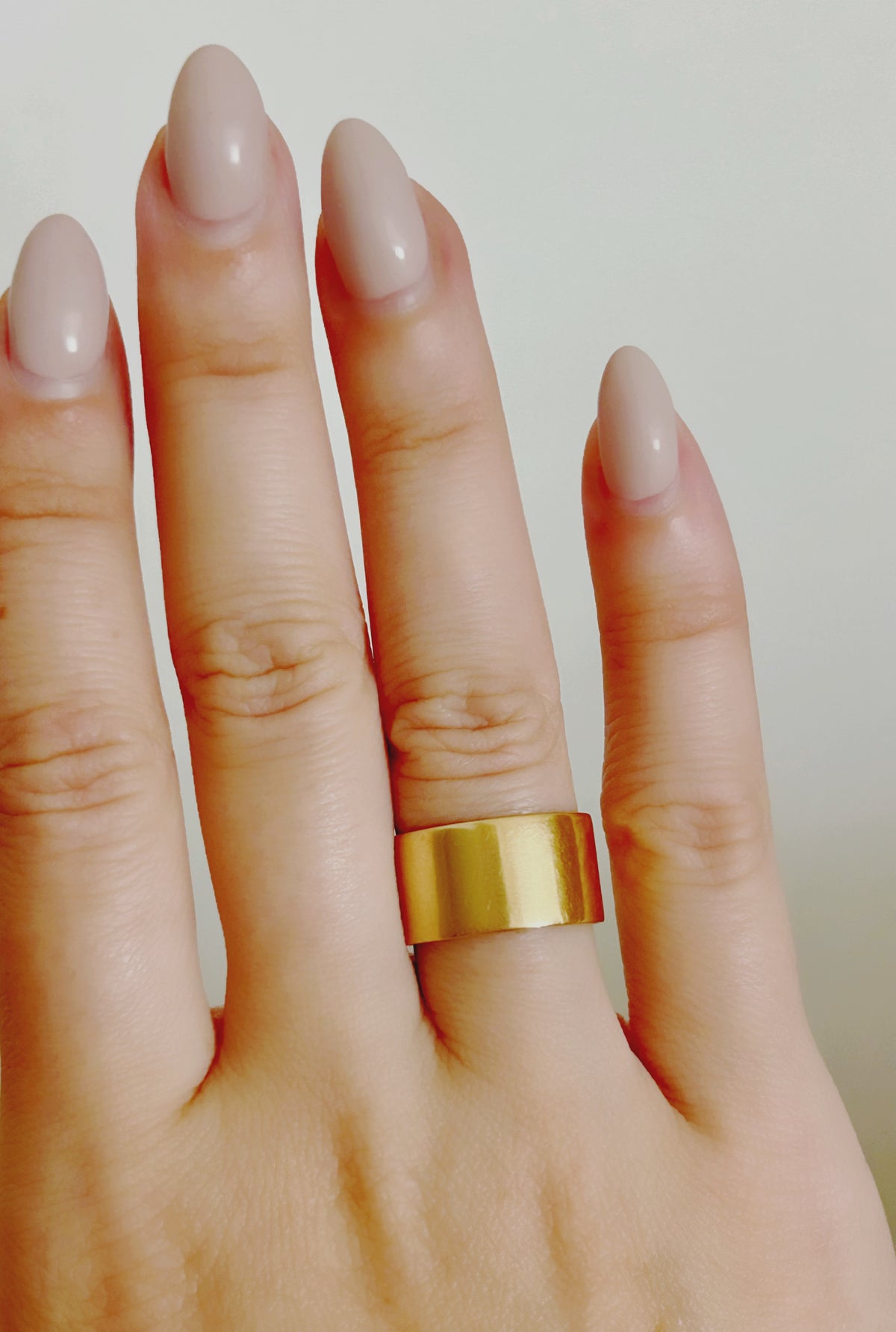 Antique 18k Wide Pipe Cut Cigar Gold Band - Sz 6.5