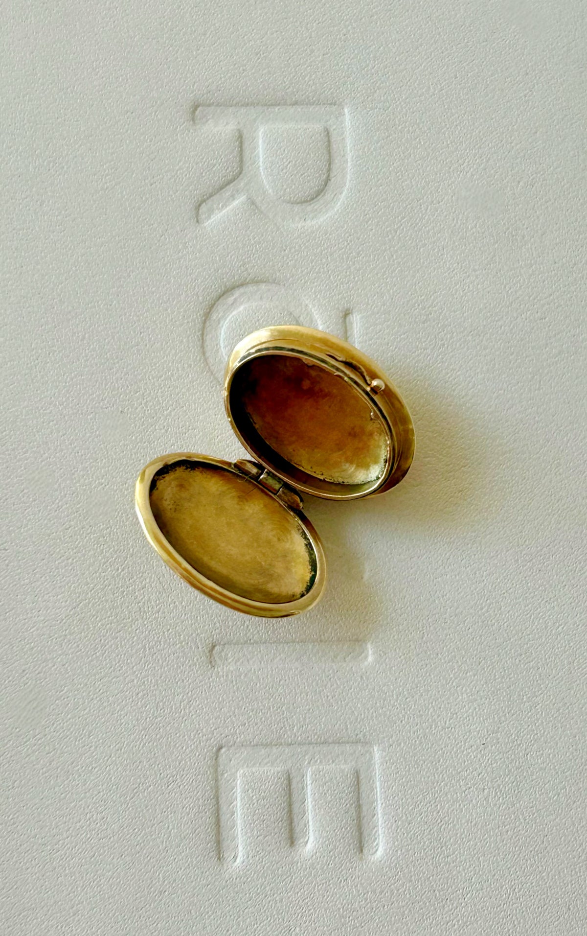 Antique 14k Pill Box with Latch