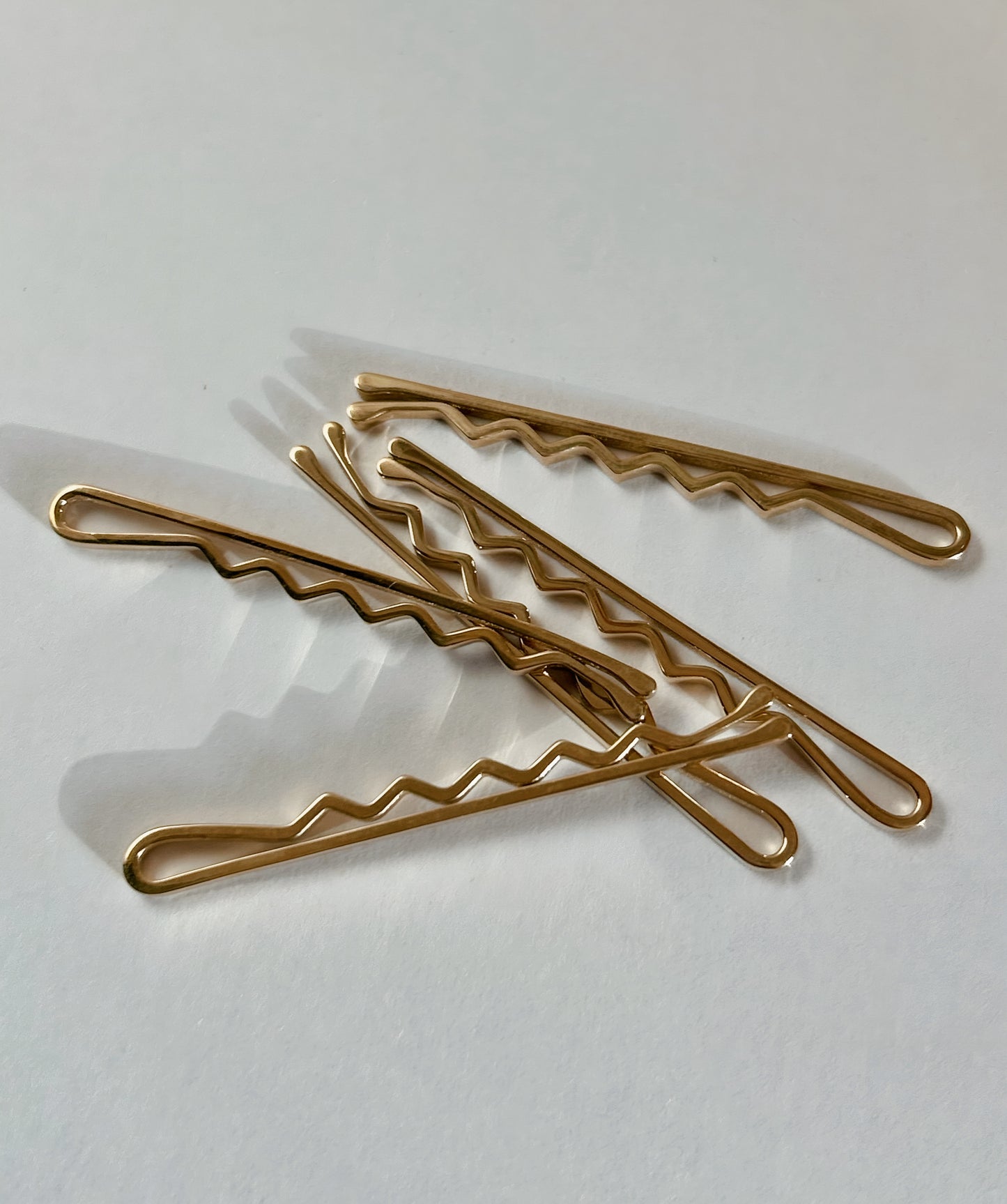 The Robert Pin - Original Yellow Gold