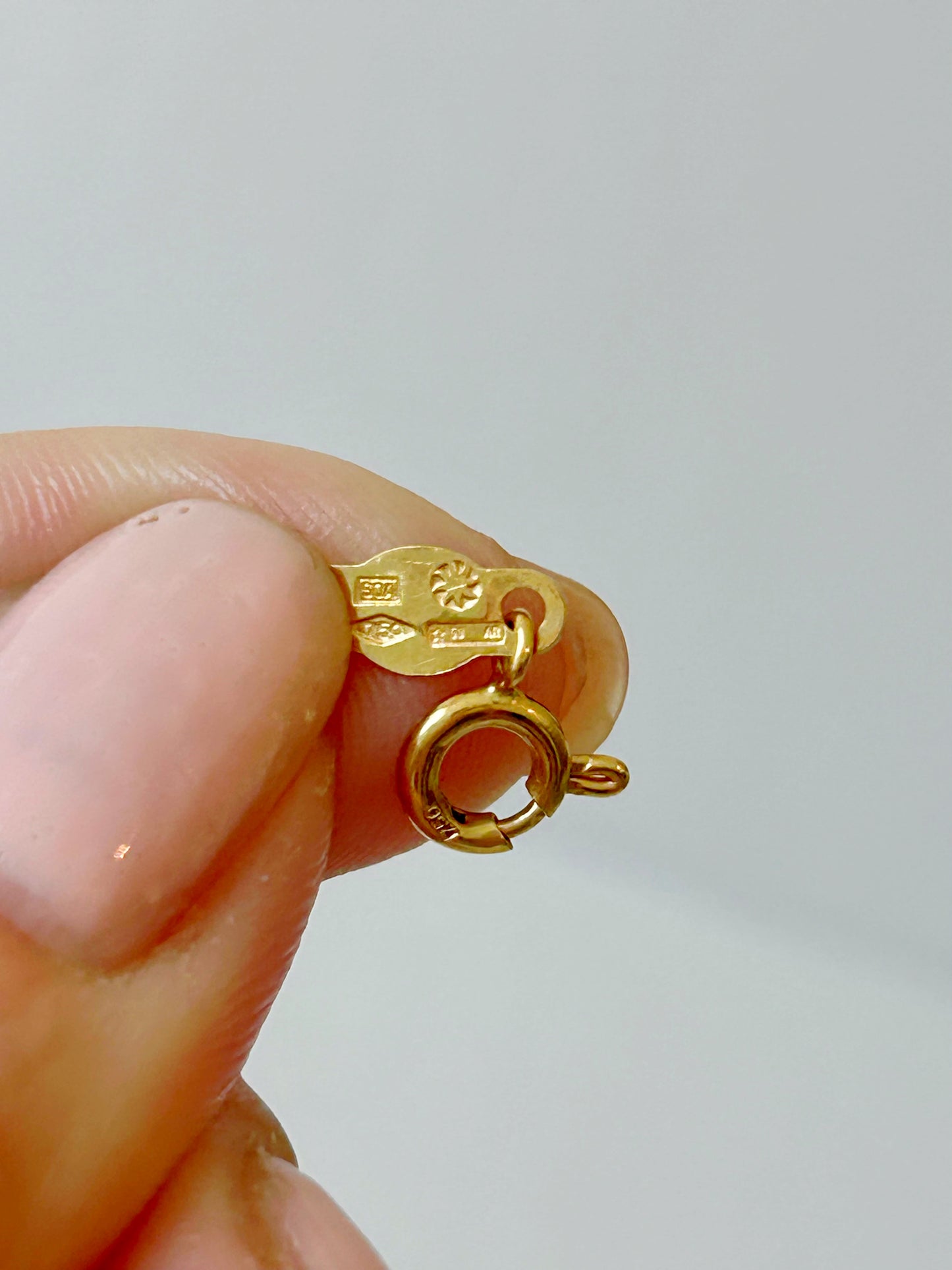 Vintage 18k Ball Chain w/Enamel 16.5" Long