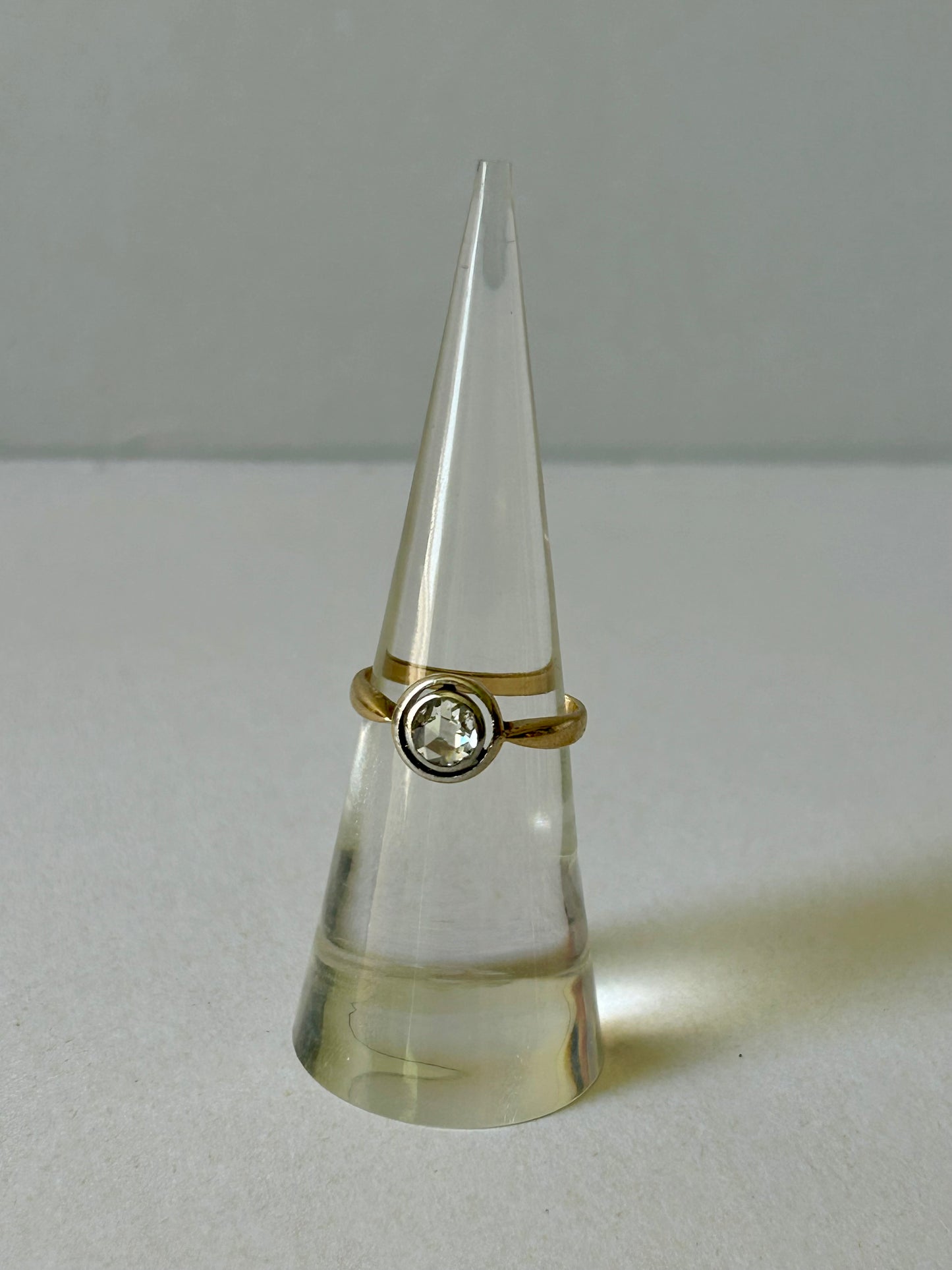 Antique 18k Rose Cut Diamond Solitaire - sz