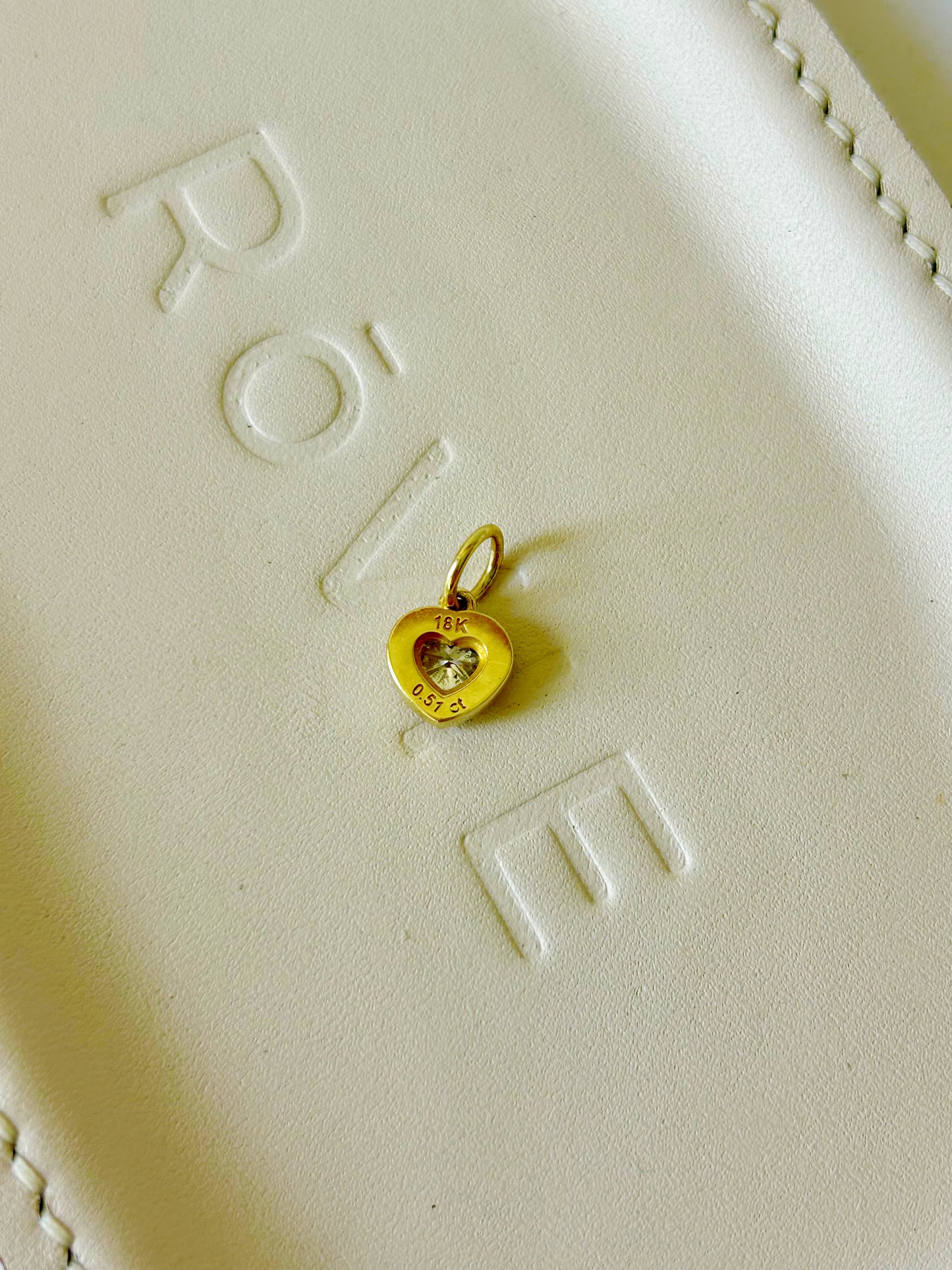 Rovie Made: 18k 0.51ct Heart Diamond Bezel Pendant