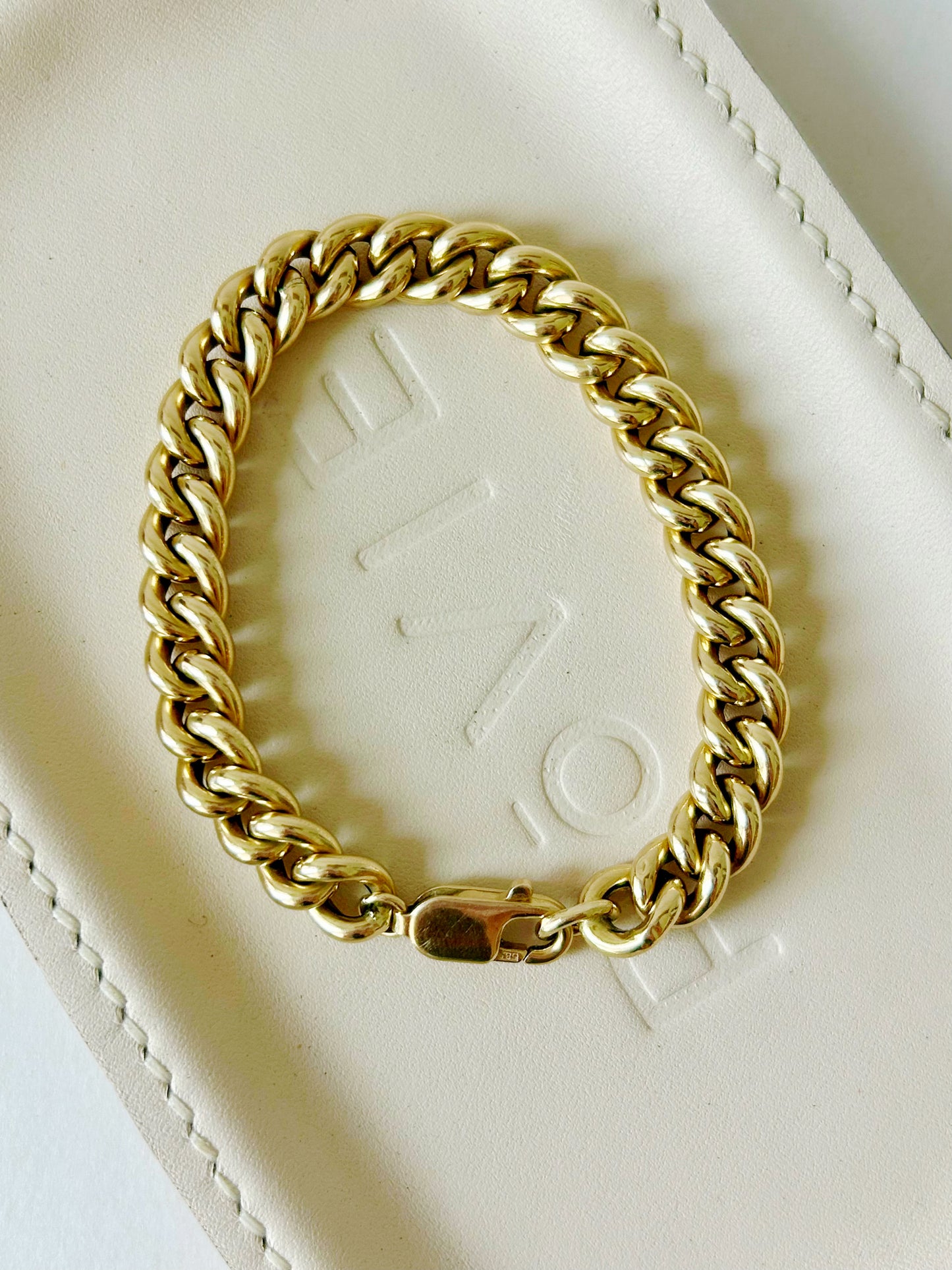 Vintage Semi Hollow Curb Bracelet - 7.25”