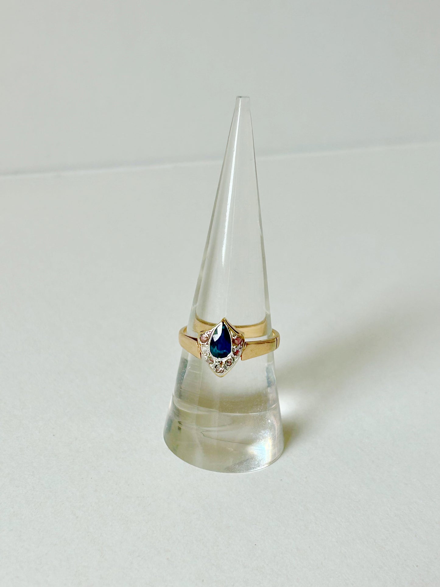 Antique 18K Sapphire & Diamond Shield Ring - Sz 7.5