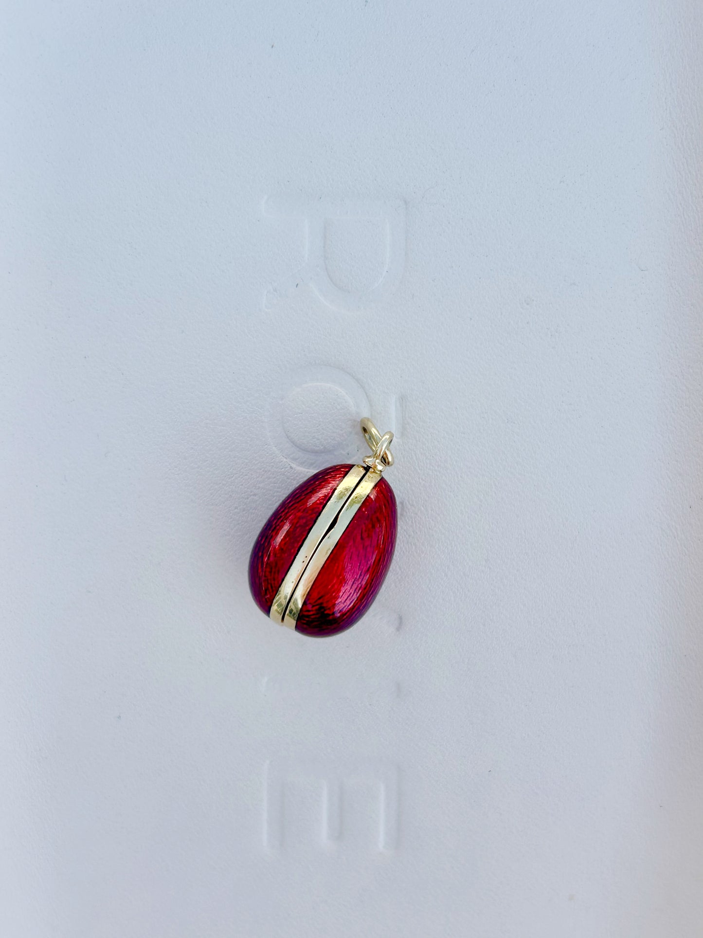 Vintage 18k Red Guilloche Egg Locket
