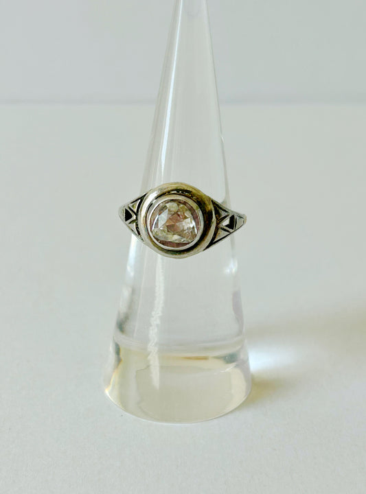 Antique Georgian 9k and Silver Foiled Back Rose Cut Solitaire Ring - Sz 5