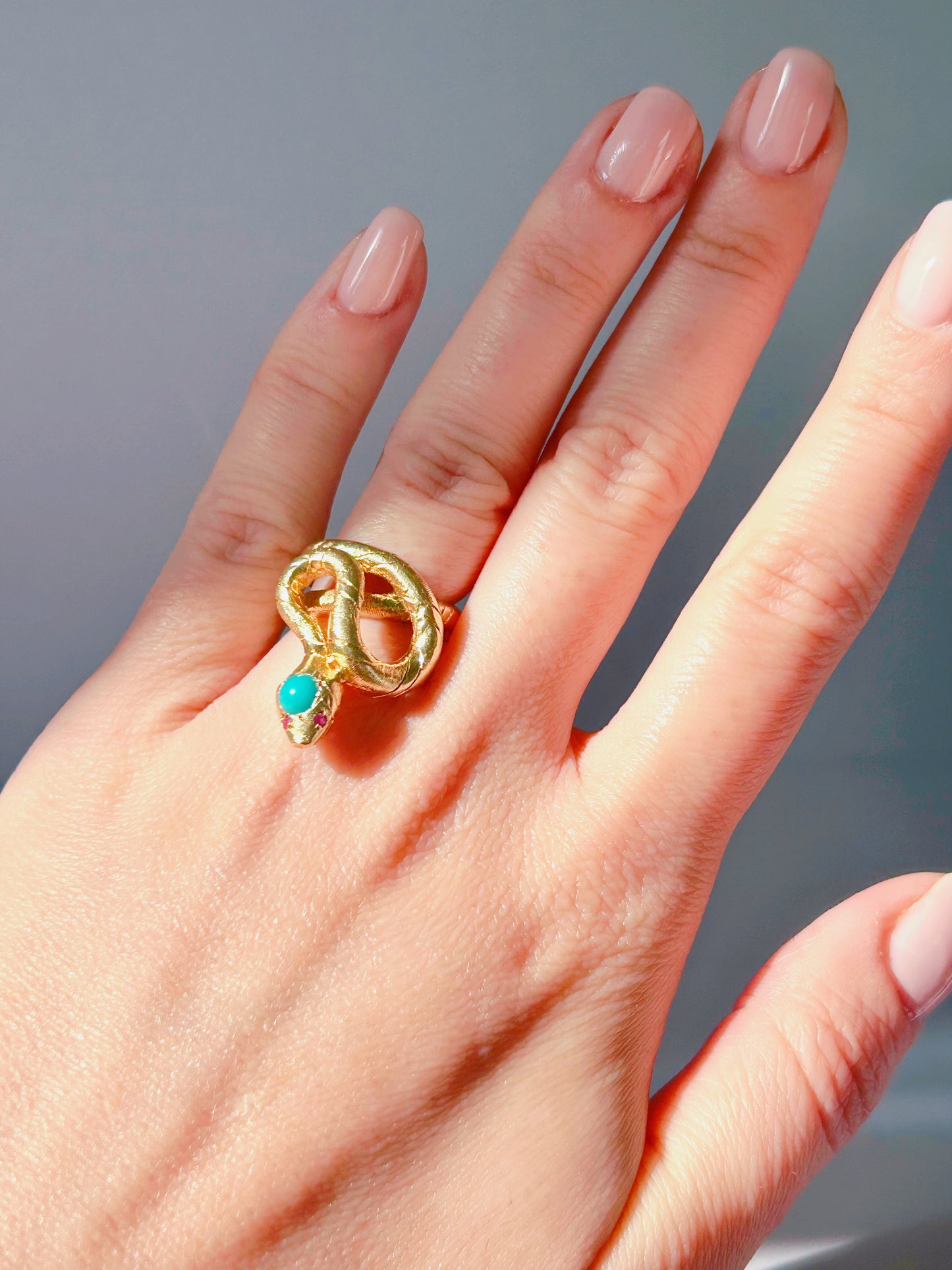 Vintage 18k Snake Ring with Turquoise and Ruby Eyes Sz 5.5