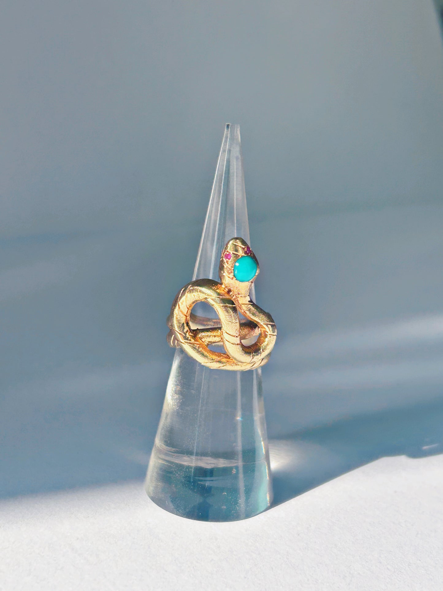 Vintage 18k Snake Ring with Turquoise and Ruby Eyes Sz 5.5