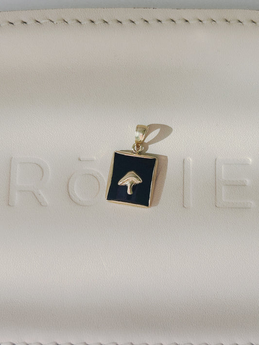 Vintage 14k Black Onyx Mushroom Charm