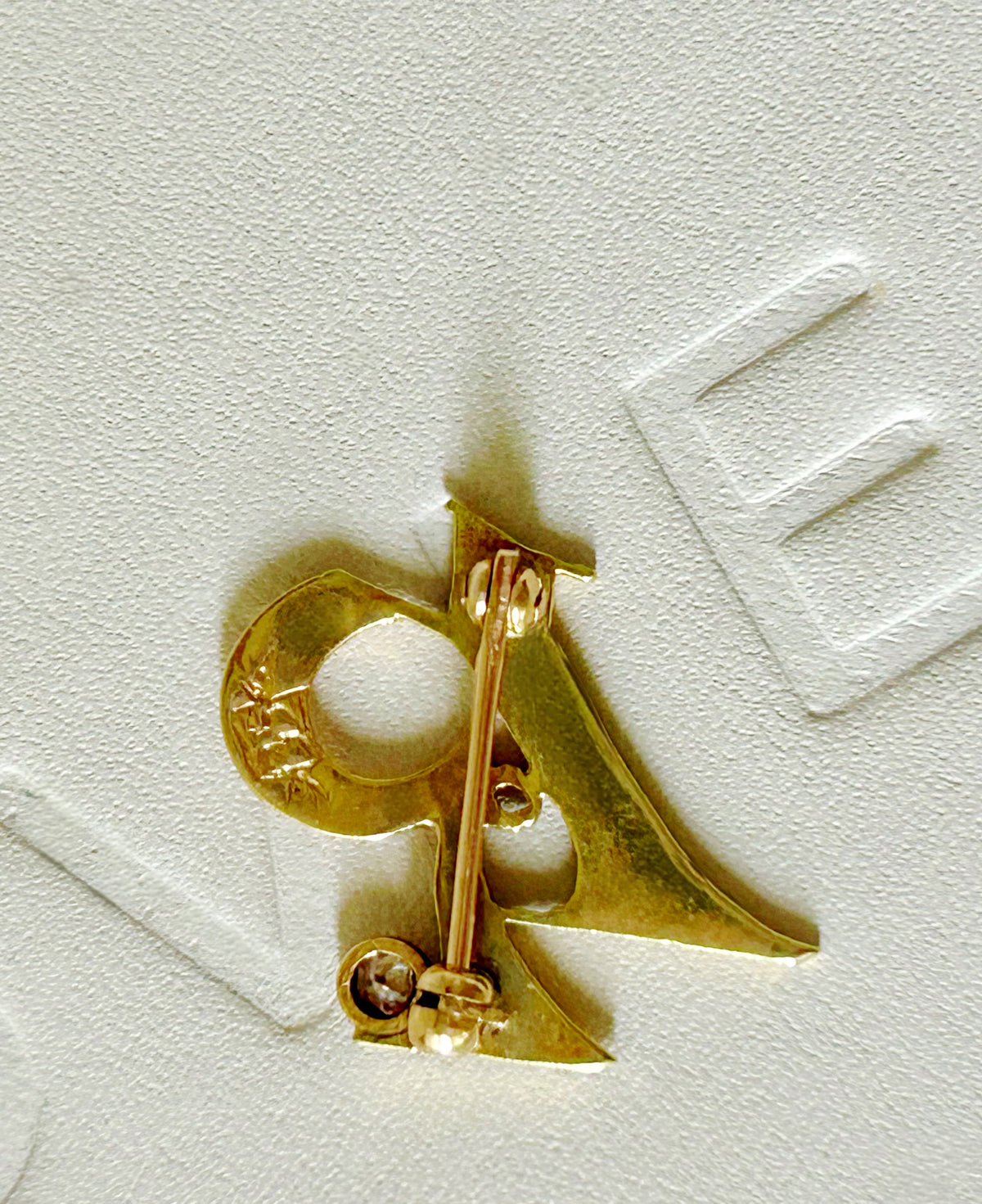 Vintage 14k R Brooch