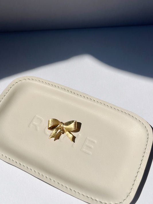 Vintage 14k Bow Brooch with watch hook