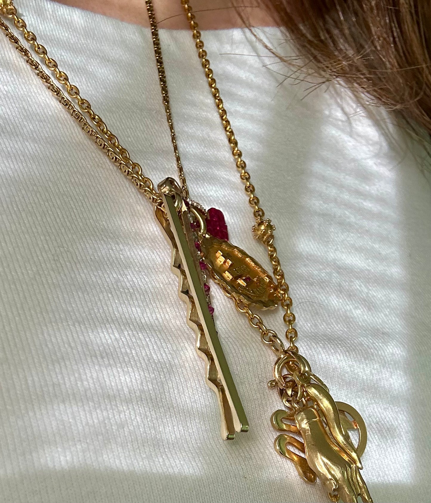 The Robert Pin - Original Yellow Gold